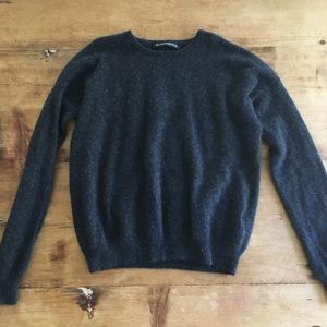 Brandy Melville sweater